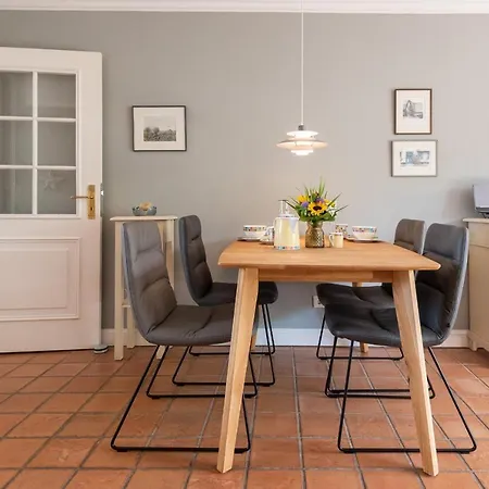 Lh Biberburg, App 3 Apartment *